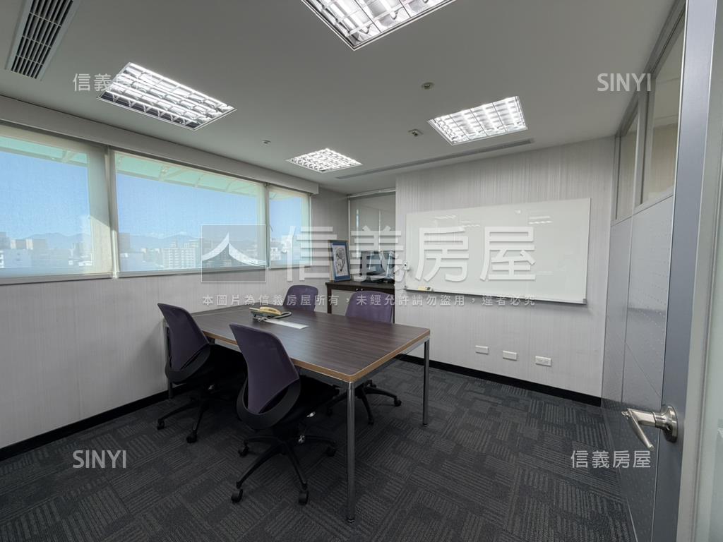 捷運中和站‧黃金幹線辦公房屋室內格局與周邊環境