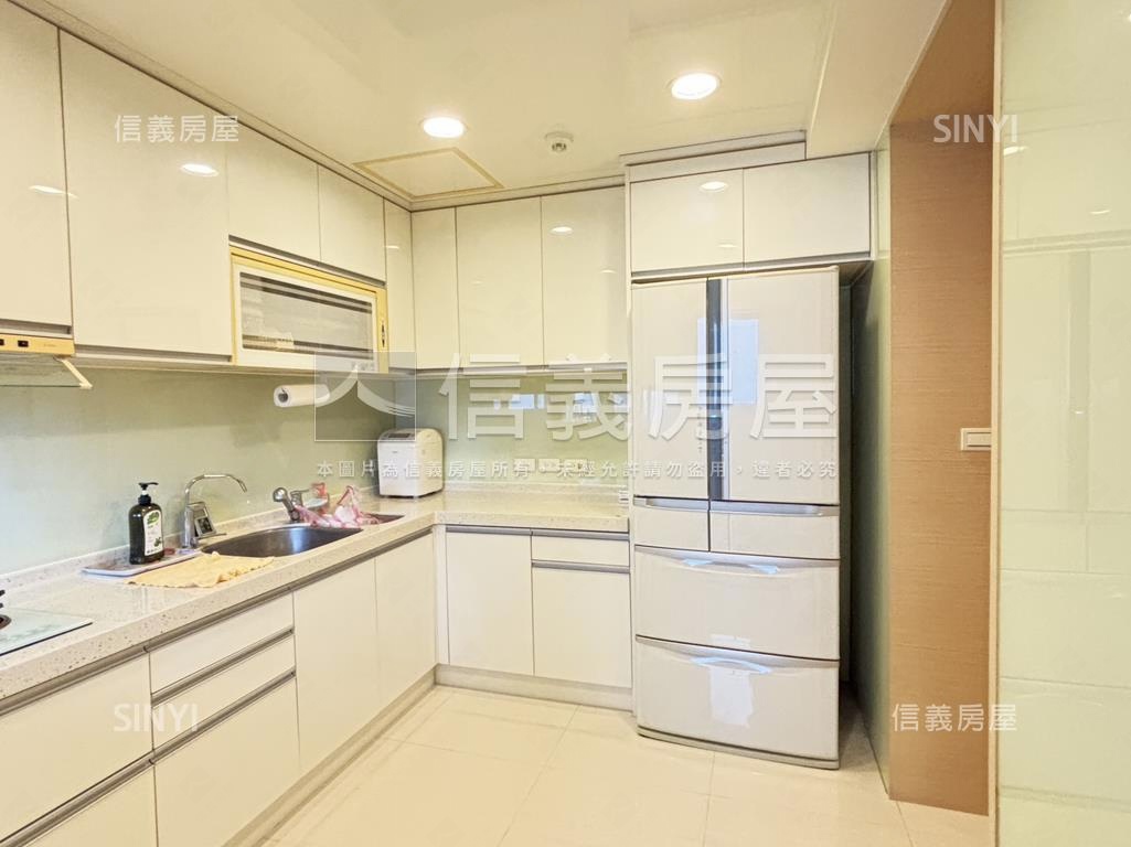 士北科宏盛帝璽高樓景觀戶房屋室內格局與周邊環境