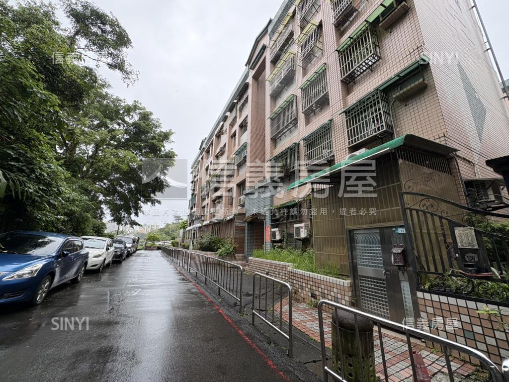 花園城堡方正４房車位房屋室內格局與周邊環境
