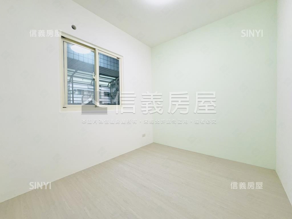 親水景觀三房平面車位房屋室內格局與周邊環境