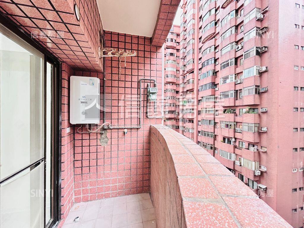 未來捷運Ｇ１０站經典兩房房屋室內格局與周邊環境