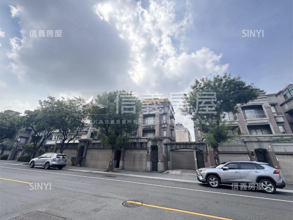獨家近公園臨路美透天房屋室內格局與周邊環境