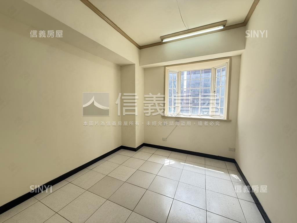 學區旁的大三房房屋室內格局與周邊環境
