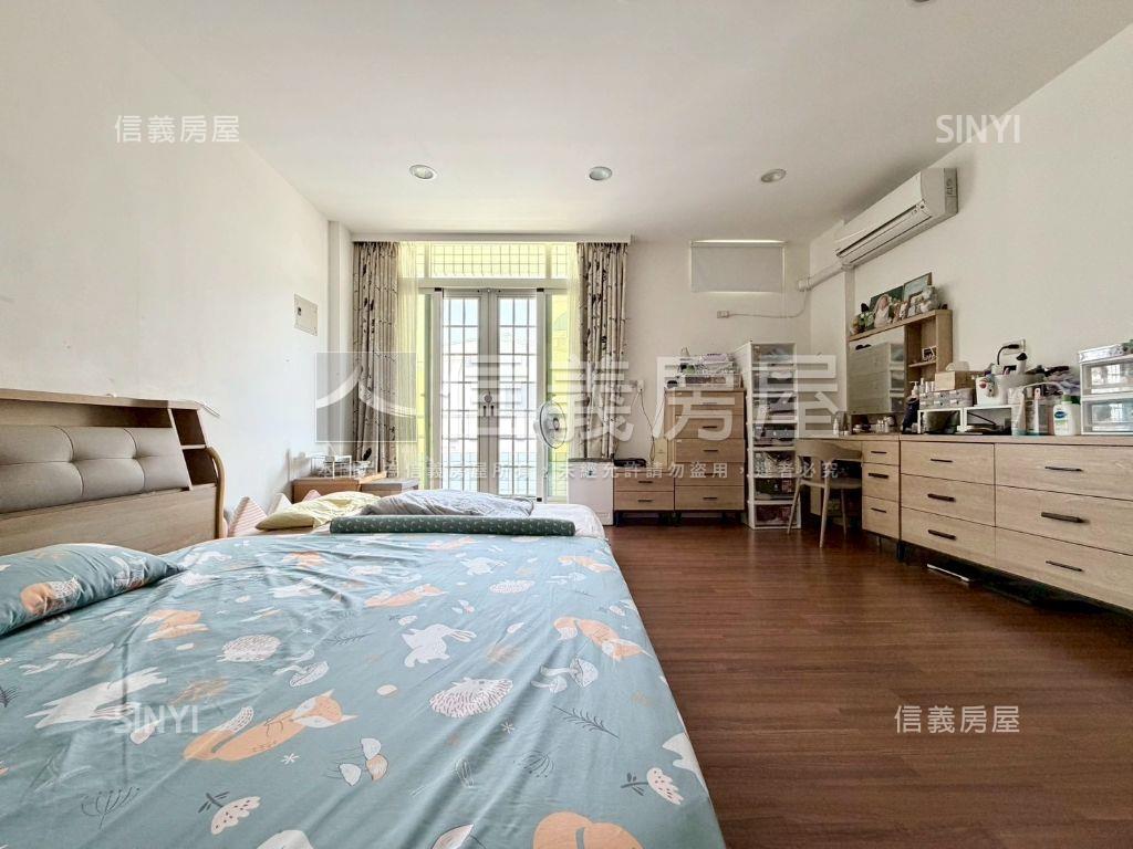 間間有陽台•大港稀有店住房屋室內格局與周邊環境