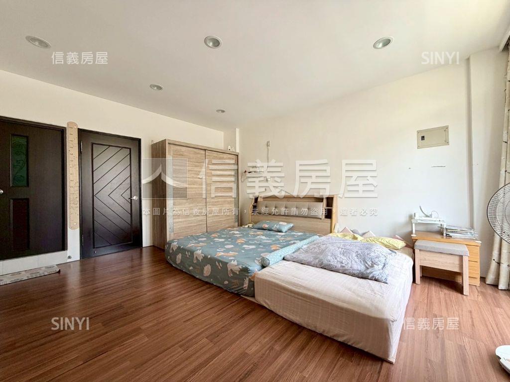 間間有陽台•大港稀有店住房屋室內格局與周邊環境