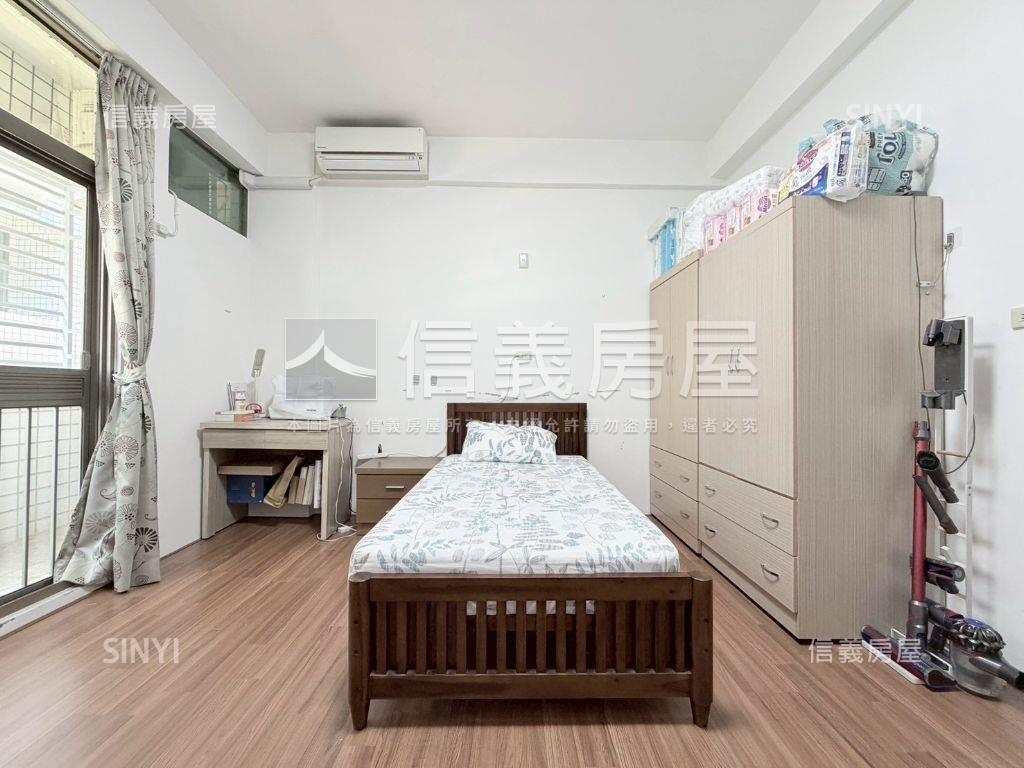 間間有陽台•大港稀有店住房屋室內格局與周邊環境