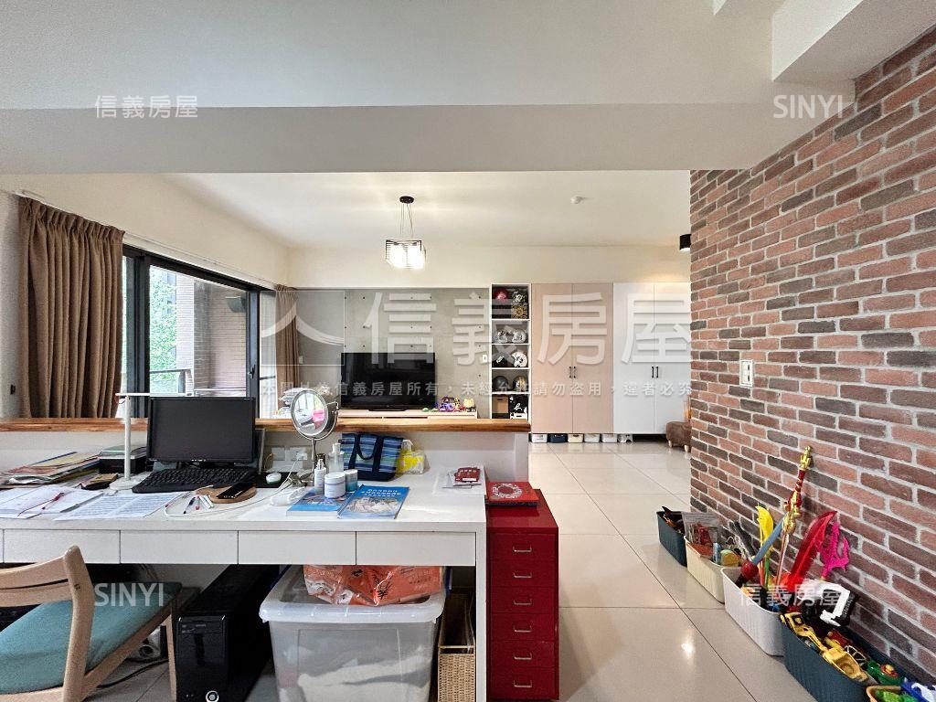 靜謐美屋高峰會房屋室內格局與周邊環境
