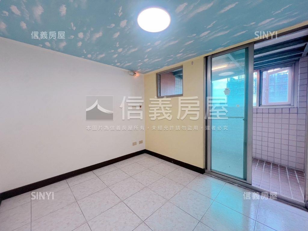 公園景觀●文普挑高屋房屋室內格局與周邊環境
