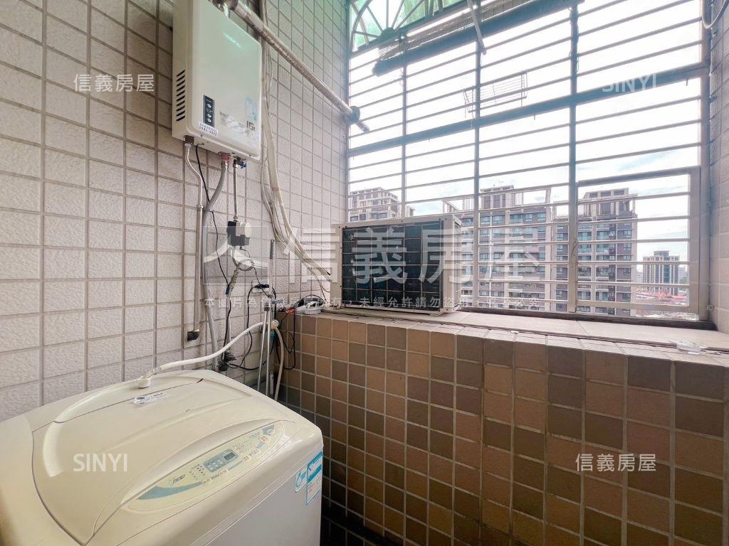 公園景觀●文普挑高屋房屋室內格局與周邊環境