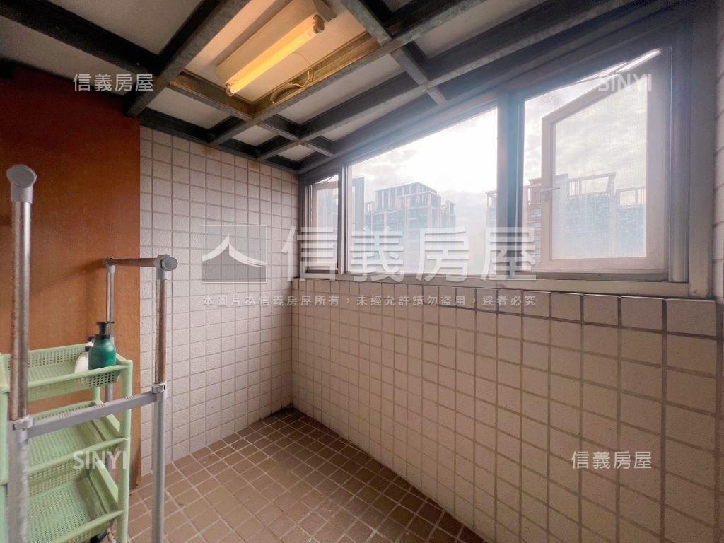 公園景觀●文普挑高屋房屋室內格局與周邊環境