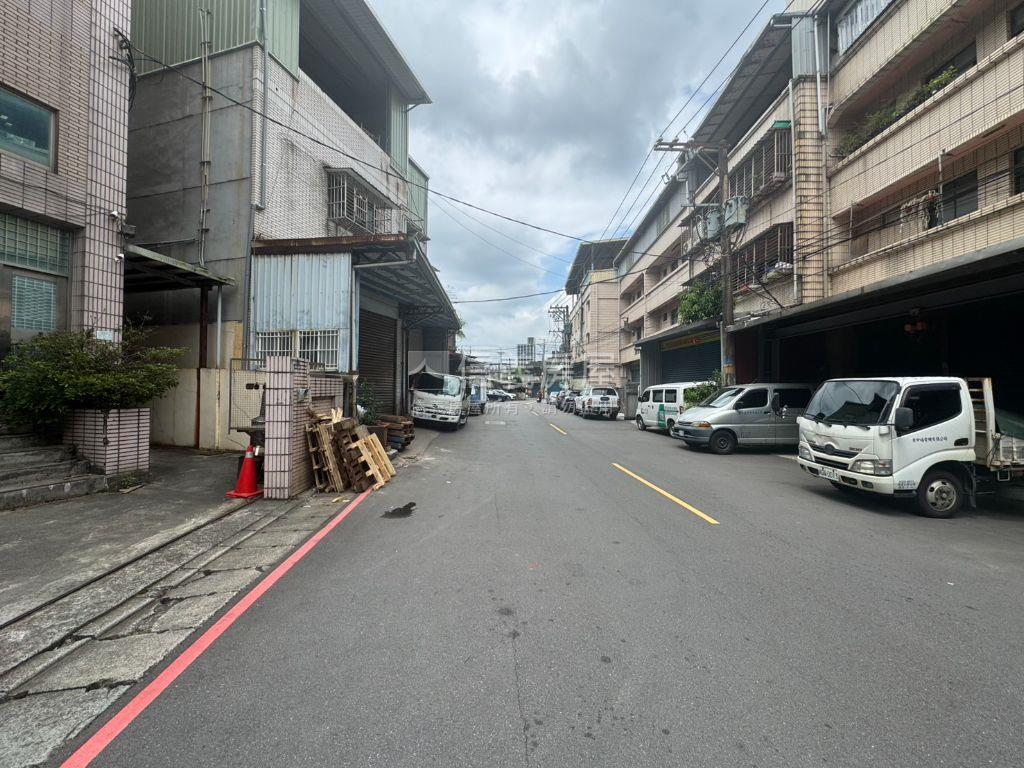 黃金稀有廠房房屋室內格局與周邊環境