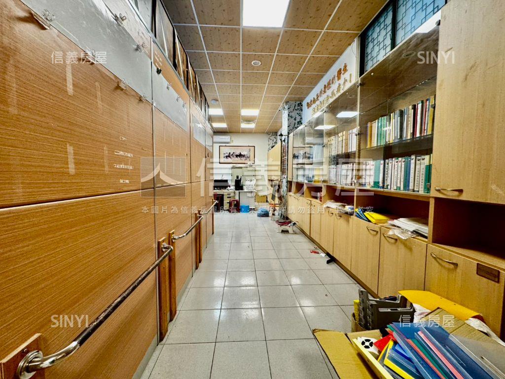 大面寬約４２米純一樓店面房屋室內格局與周邊環境