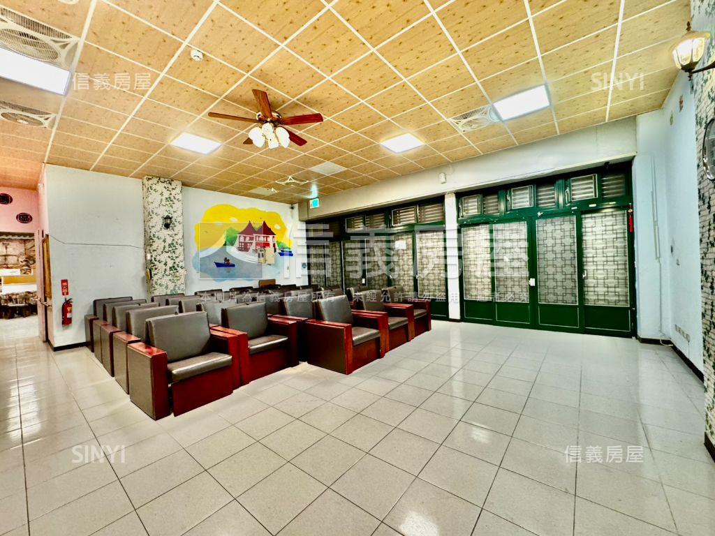 大面寬約４２米純一樓店面房屋室內格局與周邊環境