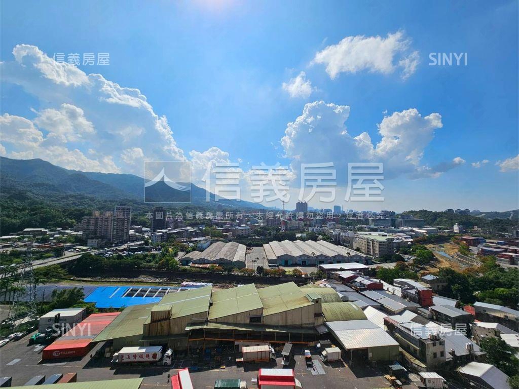 摩天鎮精美小資２房房屋室內格局與周邊環境