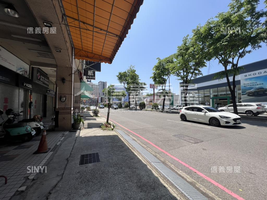 五權西路四層臨路透天Ａ房屋室內格局與周邊環境