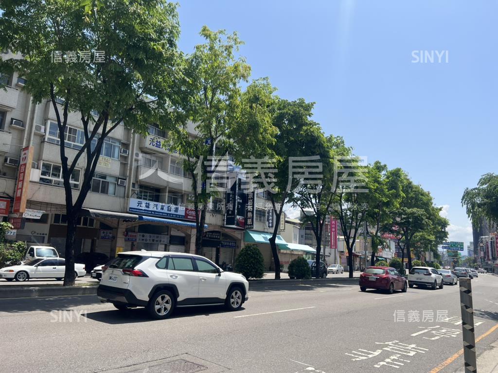 五權西路四層臨路透天Ａ房屋室內格局與周邊環境