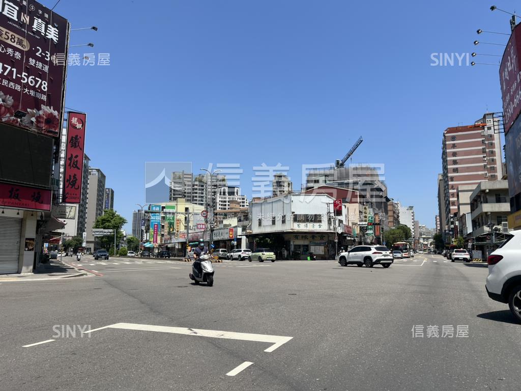 五權西路四層臨路透天Ａ房屋室內格局與周邊環境