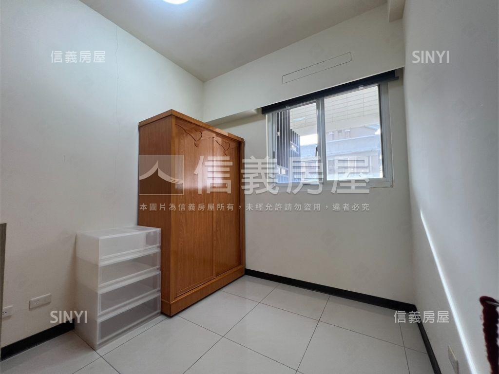 ＭＭ２１高樓層３房雙車位房屋室內格局與周邊環境