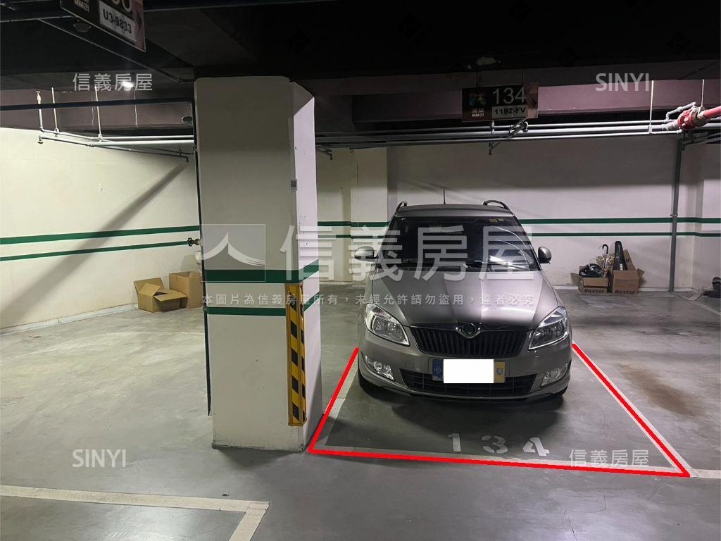 ＭＭ２１高樓層３房雙車位房屋室內格局與周邊環境