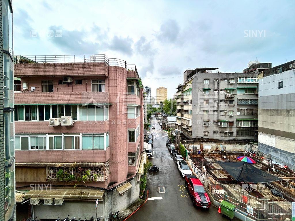 中正國中４房美寓房屋室內格局與周邊環境