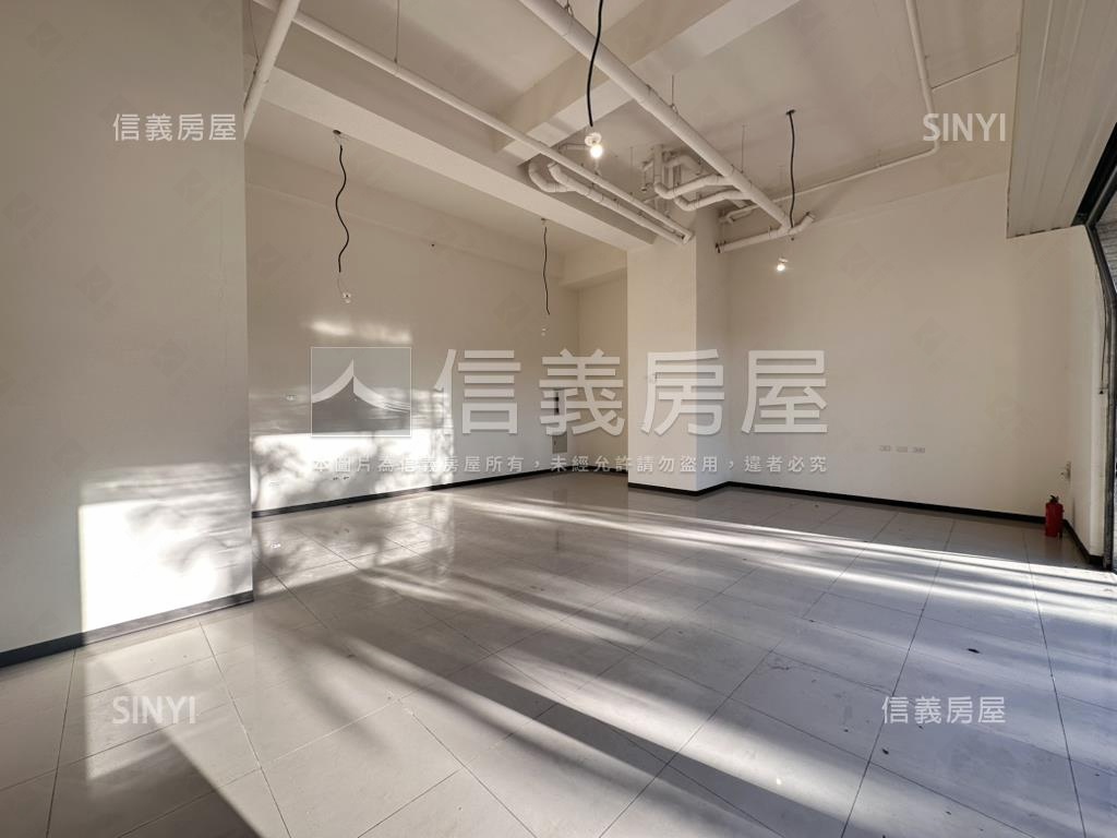 近未來捷運金店面稀有出售房屋室內格局與周邊環境