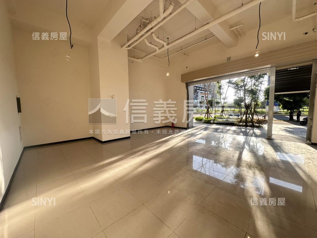 近未來捷運金店面稀有出售房屋室內格局與周邊環境