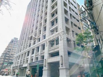 【誠意出售】新板樂睦車位