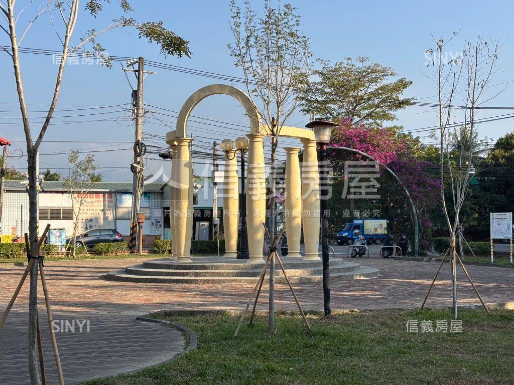 信義專任，敘詠隆兩房平車房屋室內格局與周邊環境