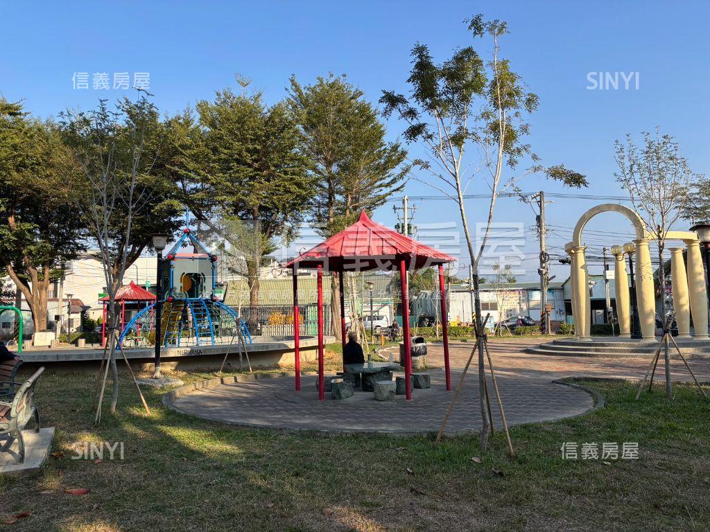 信義專任，敘詠隆兩房平車房屋室內格局與周邊環境