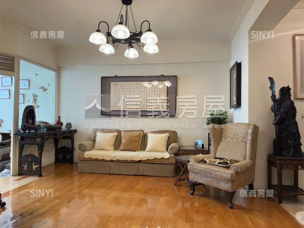 東區三普名人巷朝南大三房房屋室內格局與周邊環境