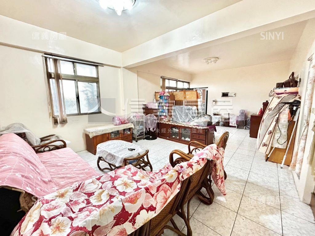 吉售三樓低總價公寓房屋室內格局與周邊環境