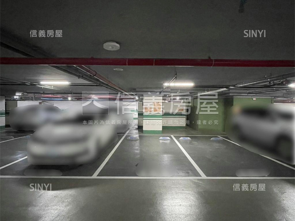 精裝低總價高樓兩房車位房屋室內格局與周邊環境