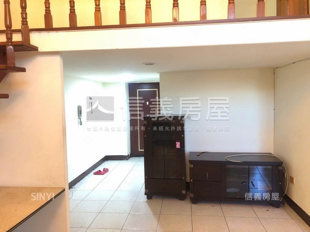 巨蛋成家大空間房屋室內格局與周邊環境