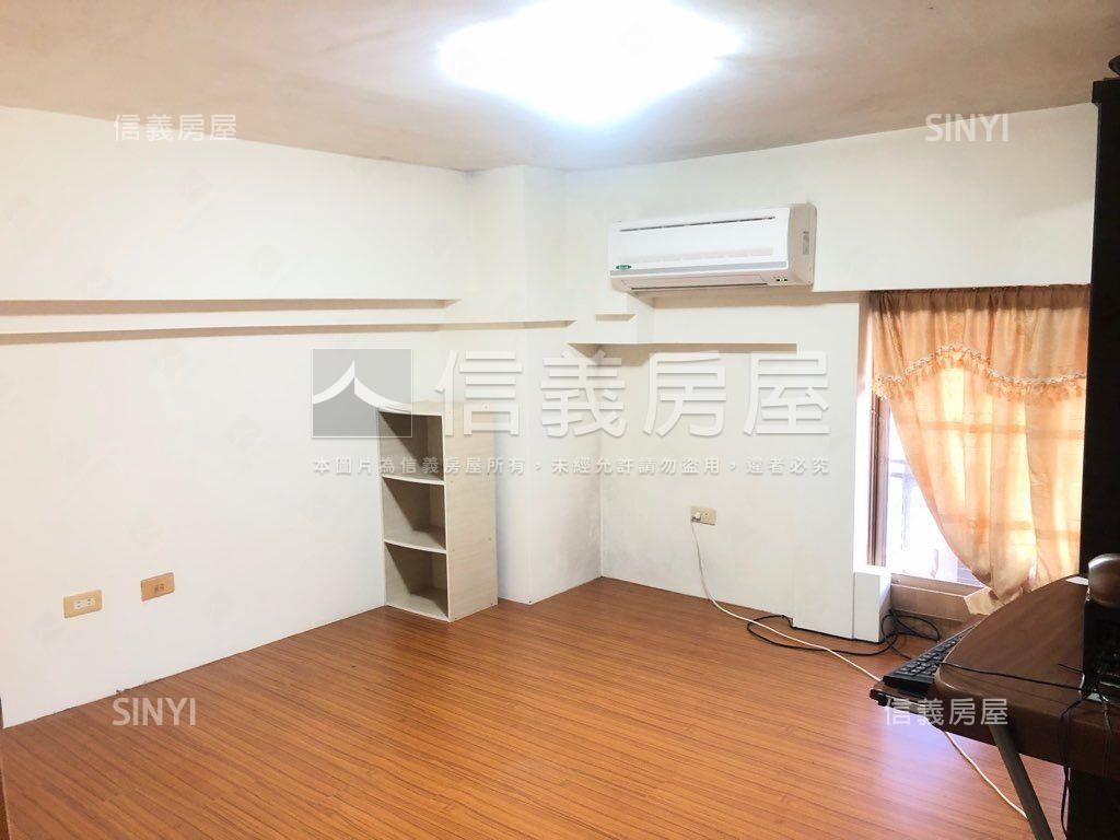 巨蛋成家大空間房屋室內格局與周邊環境