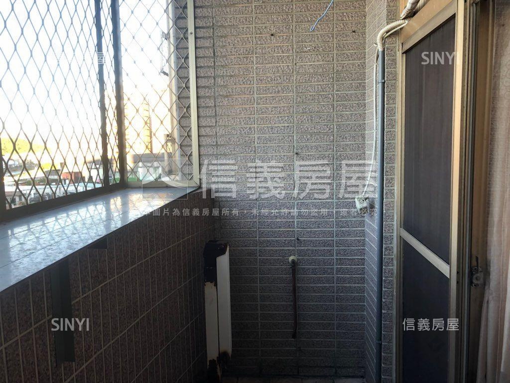 巨蛋成家大空間房屋室內格局與周邊環境