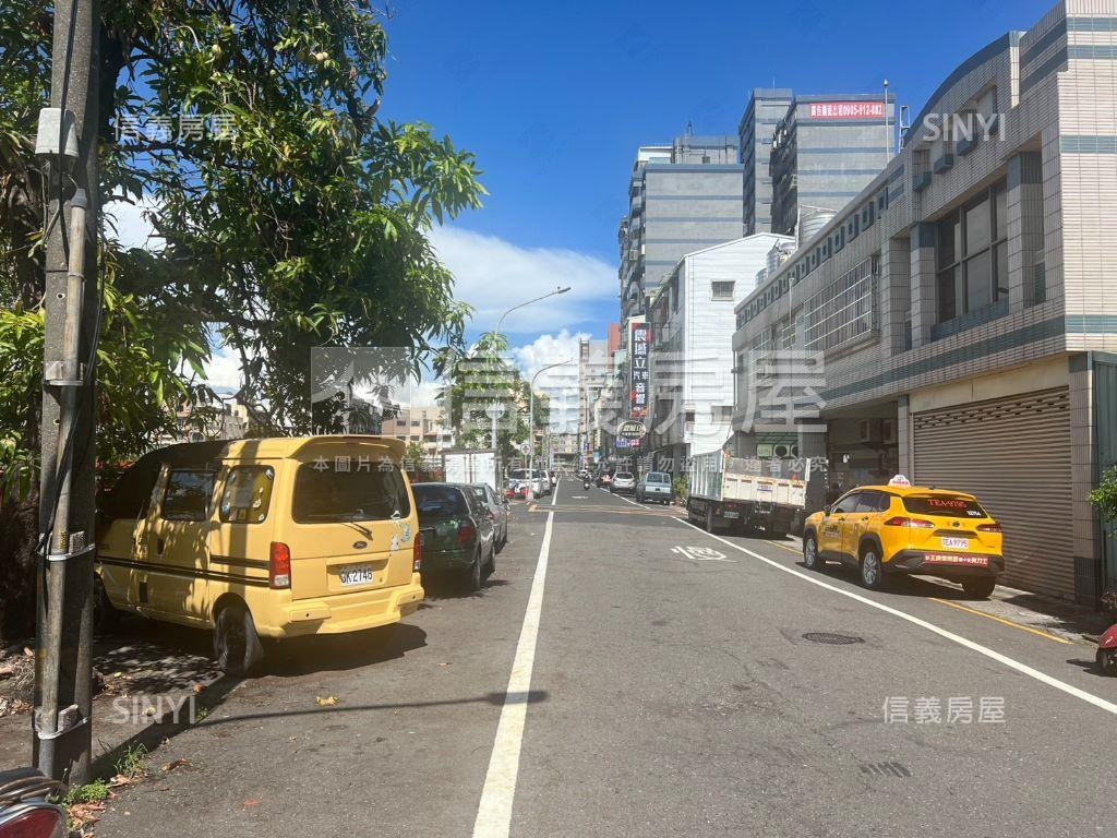 高雄車站長明街土地房屋室內格局與周邊環境
