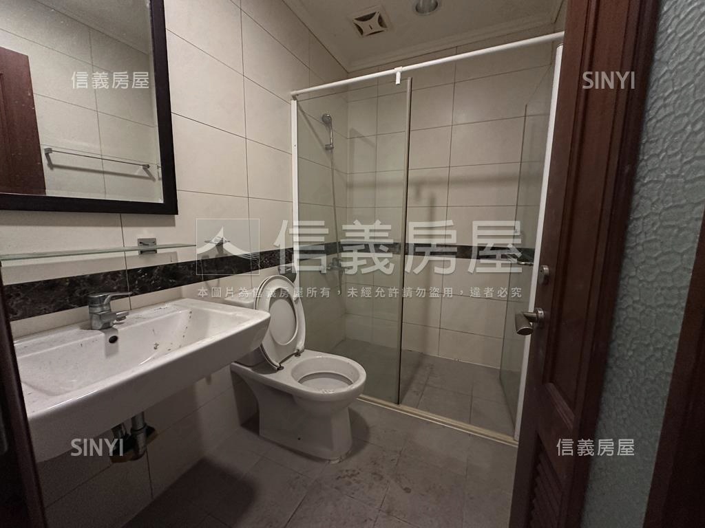 健康路南商家齊店面房屋室內格局與周邊環境