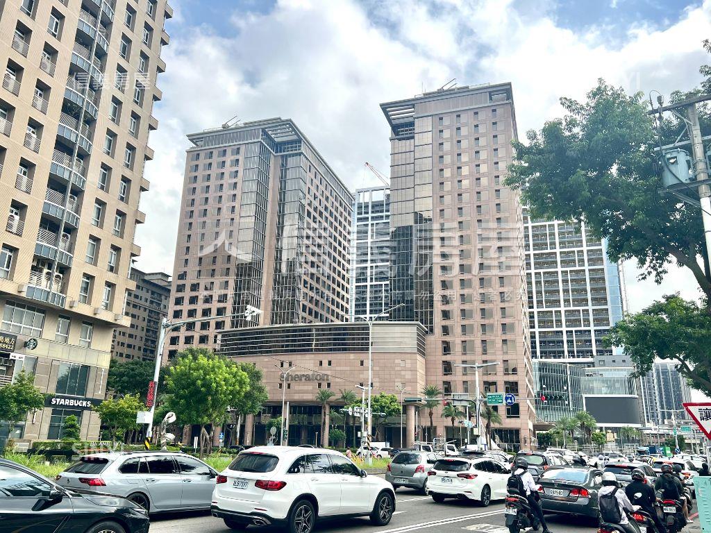 喜來登傳家堡豪墅房屋室內格局與周邊環境