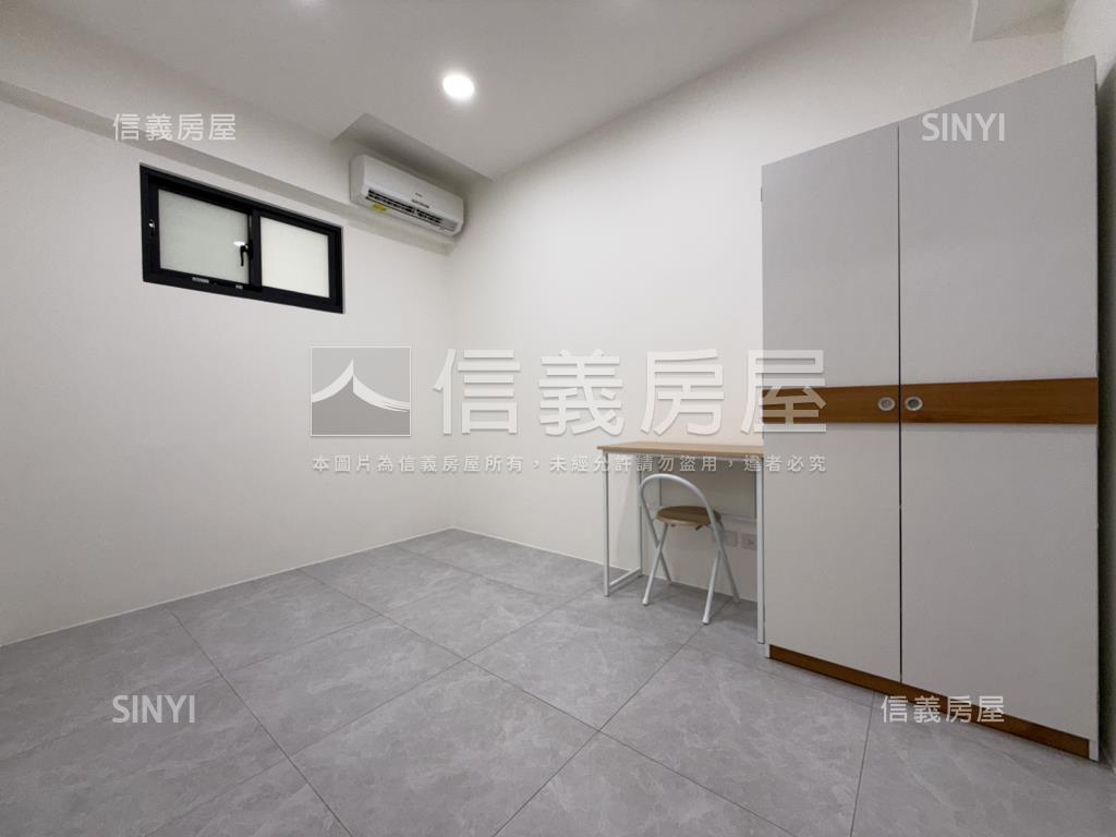 三面採光雙衛開窗美妝三樓房屋室內格局與周邊環境