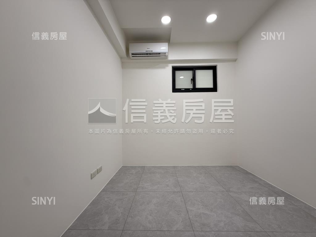 三面採光雙衛開窗美妝三樓房屋室內格局與周邊環境