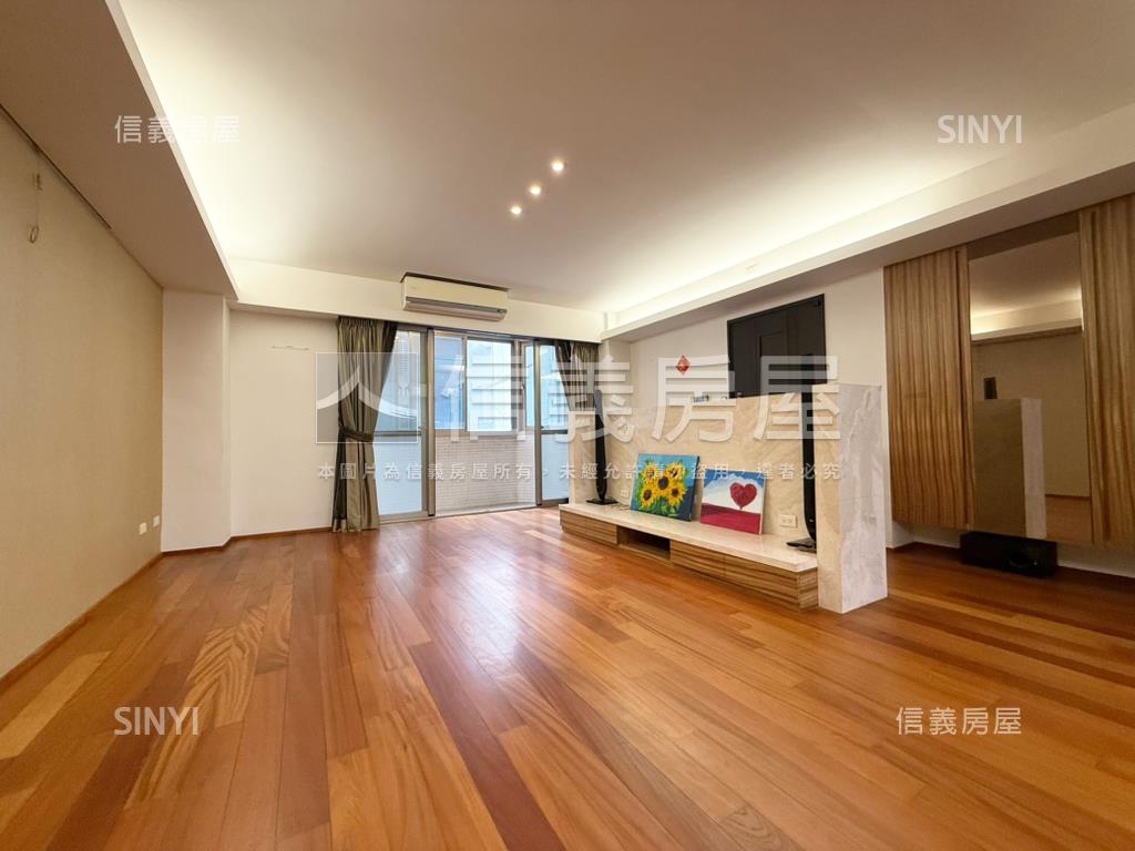 天母東路美裝潢電梯３房房屋室內格局與周邊環境