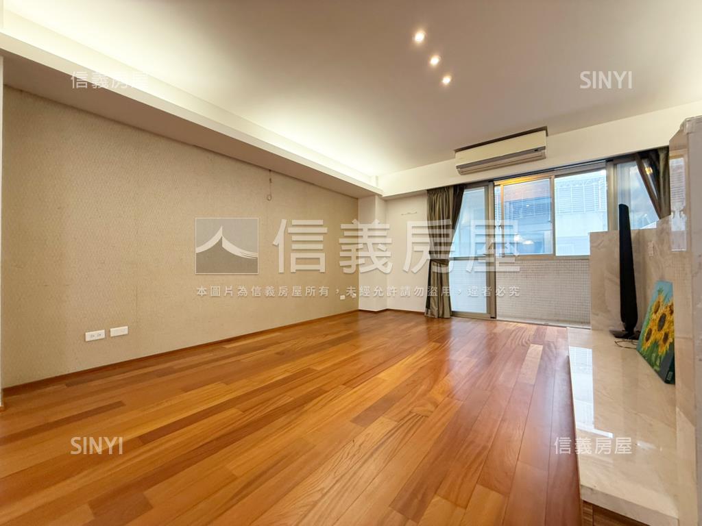 天母東路美裝潢電梯３房房屋室內格局與周邊環境