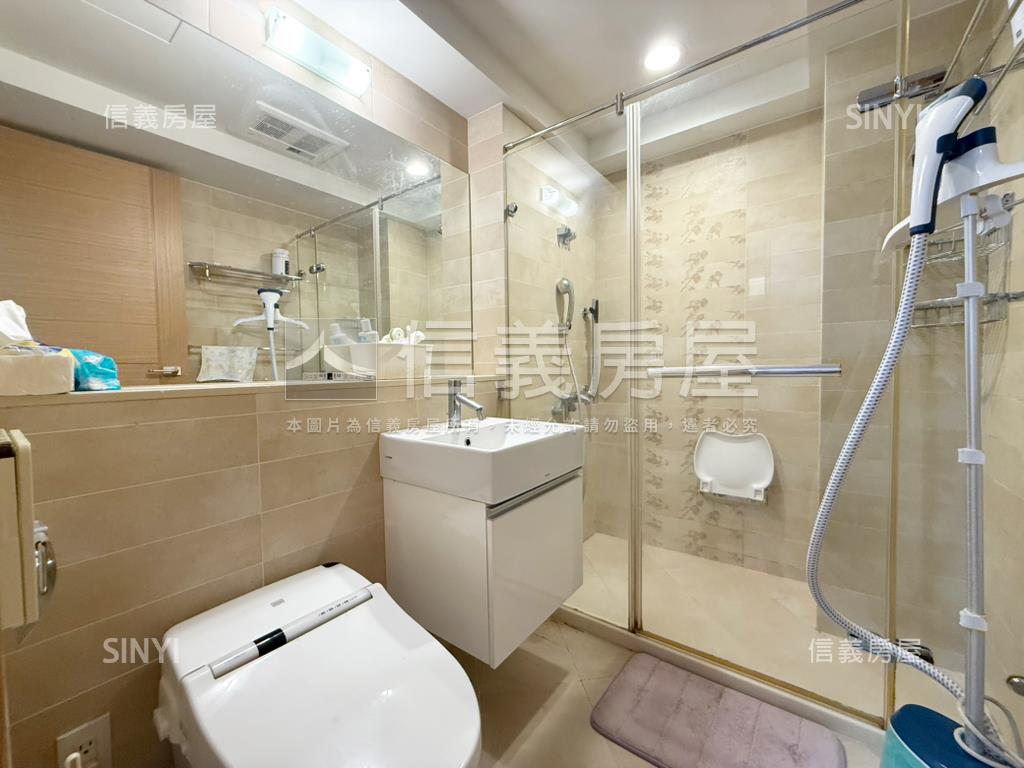 天母東路美裝潢電梯３房房屋室內格局與周邊環境