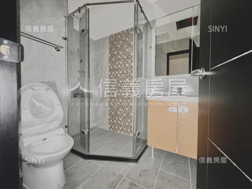 江翠站江南ｓｔａｒ加車位房屋室內格局與周邊環境