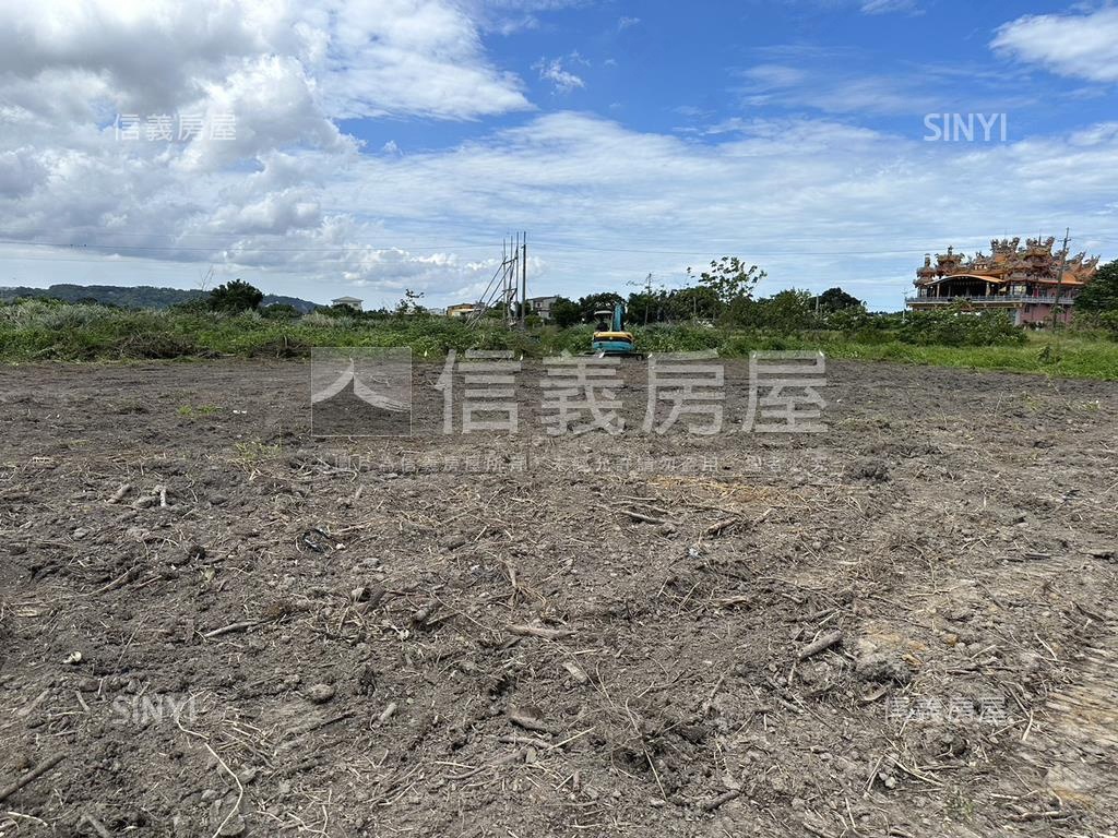苗栗銅鑼朝南方正臨路土地房屋室內格局與周邊環境