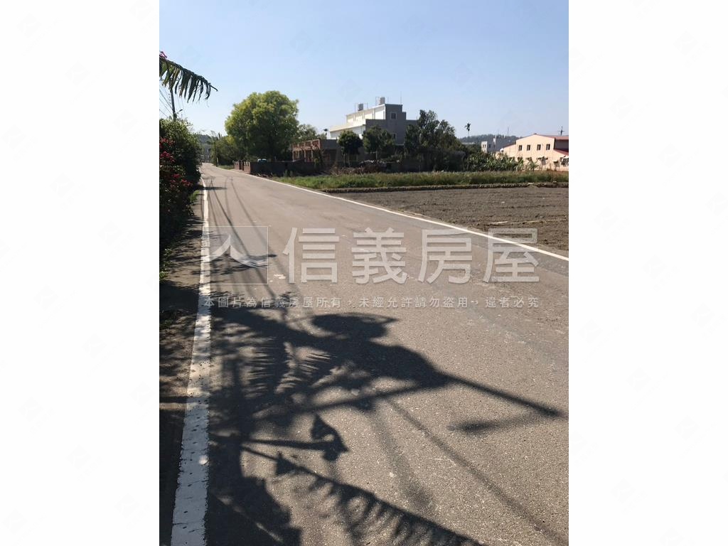 苗栗銅鑼朝南方正臨路土地房屋室內格局與周邊環境