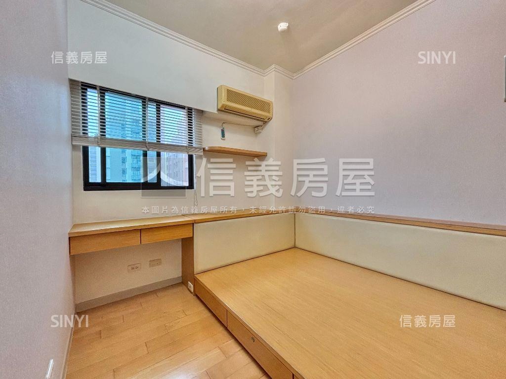 誠售！美術輕軌旁兩房平車房屋室內格局與周邊環境