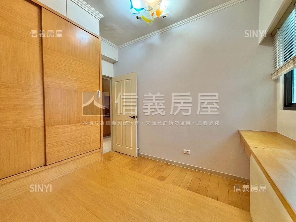 誠售！美術輕軌旁兩房平車房屋室內格局與周邊環境