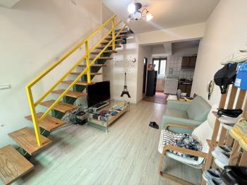 雙層大空間自住出租兩相宜