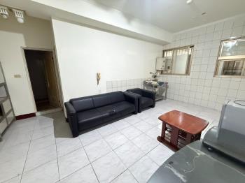 北區有機車位大套房